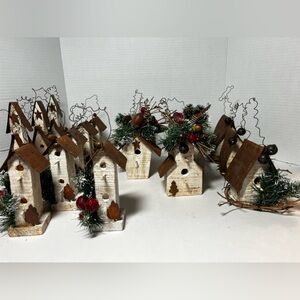 Primitive Birdhouse Christmas Decor